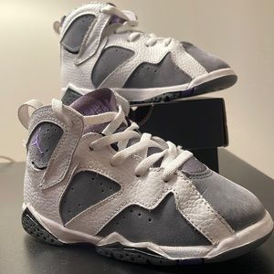 ❌SOLD❌Nike Air Jordan 7 Retro Size 10c Flint Grey White Varsity Purple DJ2776-10